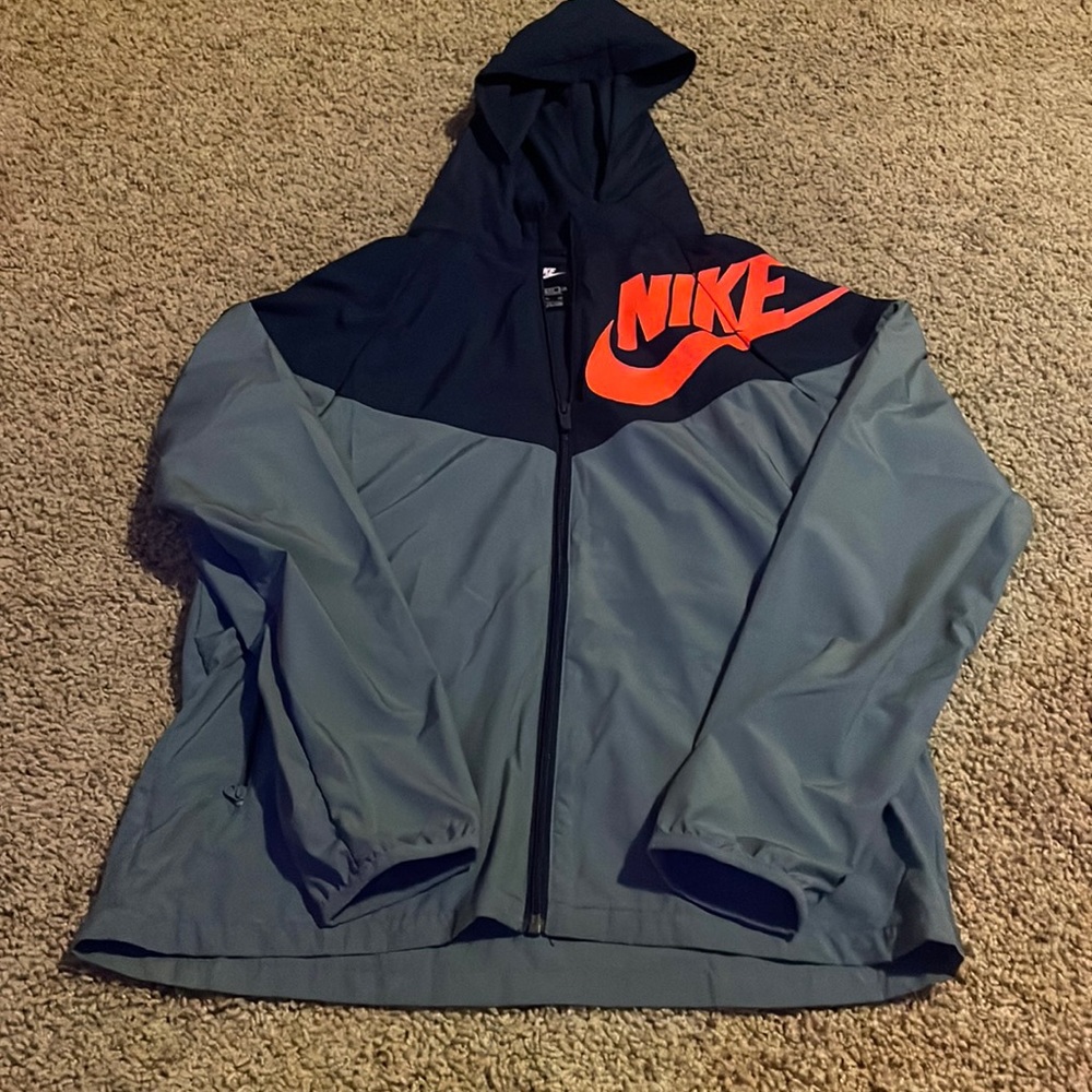 Nike windbreaker
